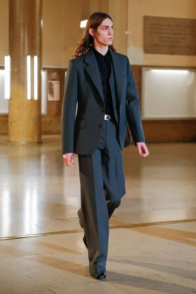 Look 31